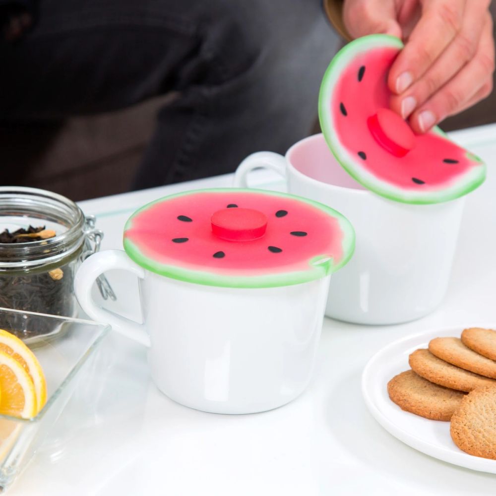 charles-viancin-10104-watermelon-drink-cover-silicone-ambiance.jpeg
